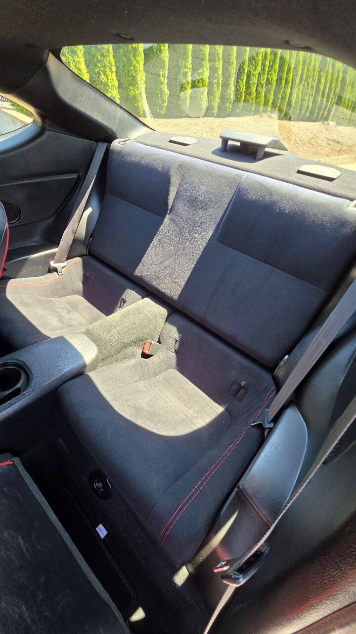 Used 2013 Scion FR-S RWD image 10