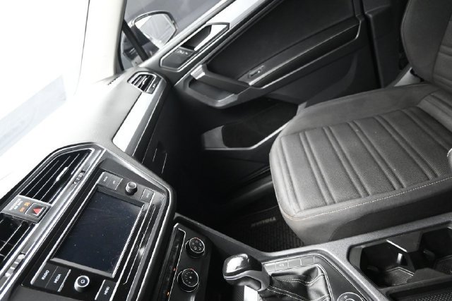 Used 2022 Volkswagen Tiguan S AWD/4WD image 17