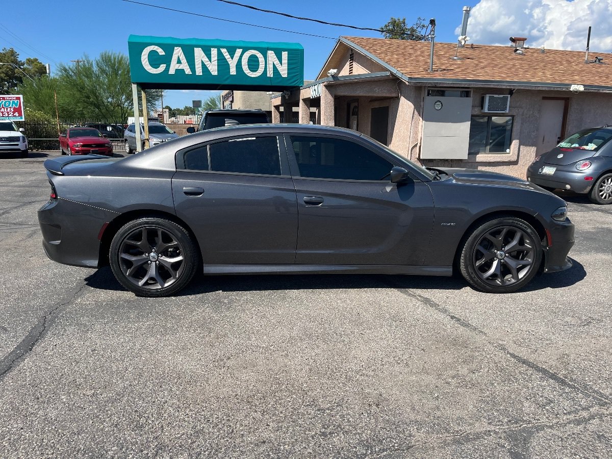 Used 2019 Dodge Charger R/T RWD image 2