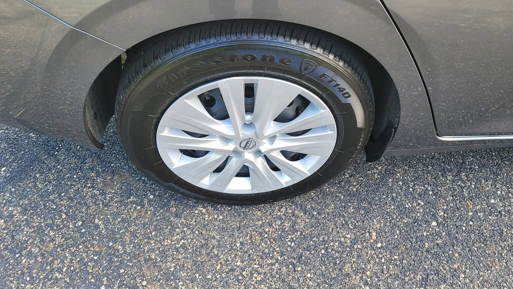 Used 2025 Nissan Sentra S FWD image 13
