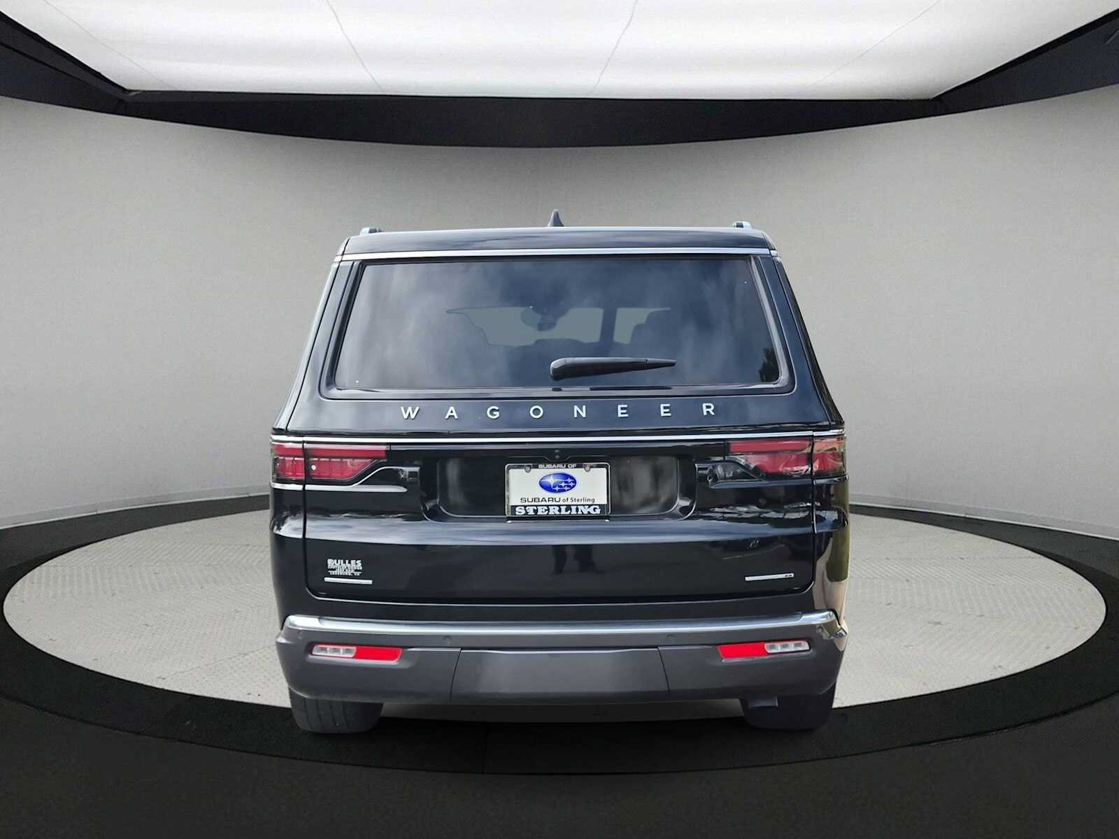 Used 2022 Jeep Wagoneer Series II AWD/4WD image 7