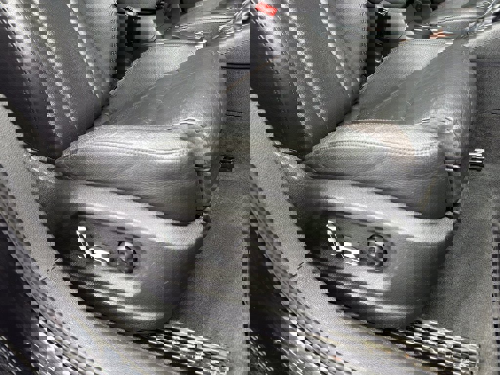 Used 2018 Audi Q3 2.0T Premium Plus w/ Premium Plus Package image 35