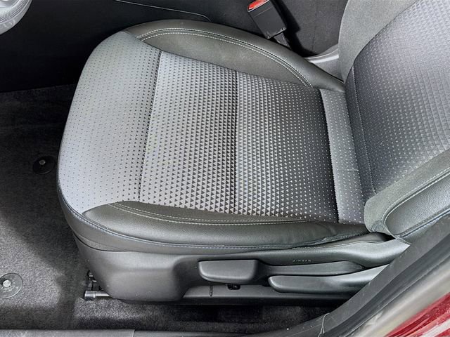 Used 2025 Chevrolet Trax LT image 19