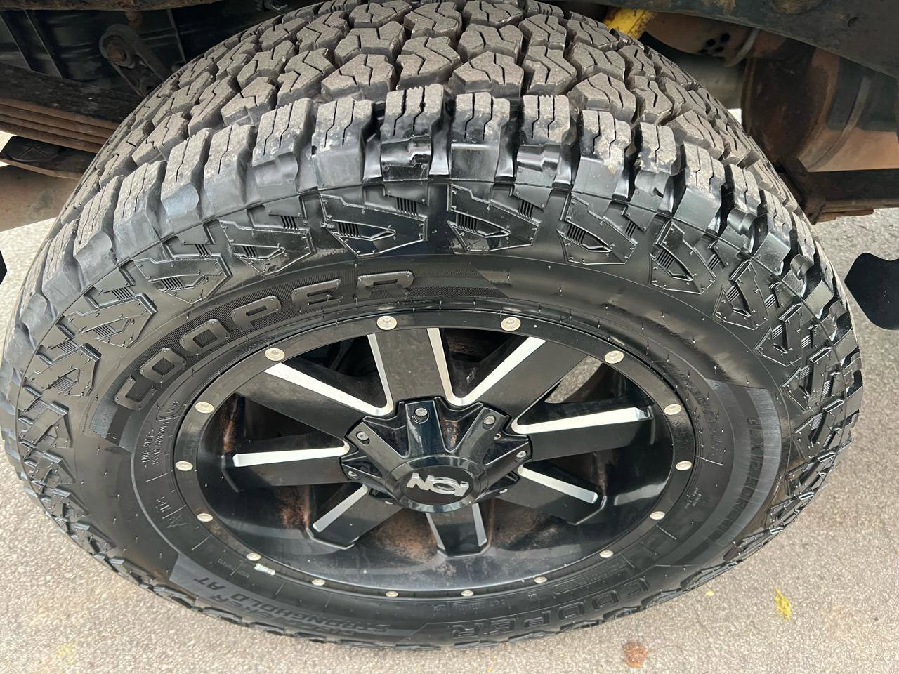 Used 2013 Chevrolet Silverado 2500 LT w/ Interior Plus Package image 8