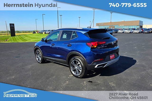 Used 2023 Buick Encore GX Select AWD/4WD image 5