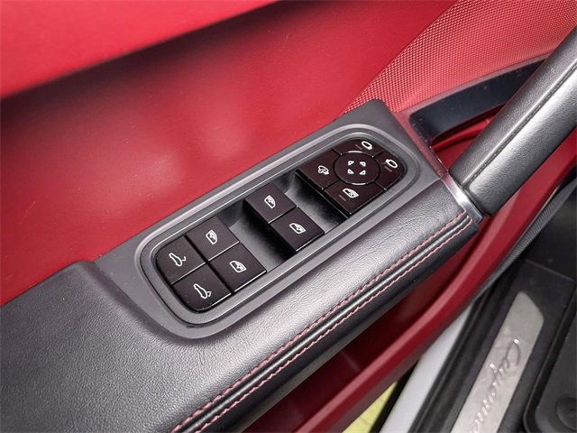 Used 2021 Porsche Cayenne Turbo image 35
