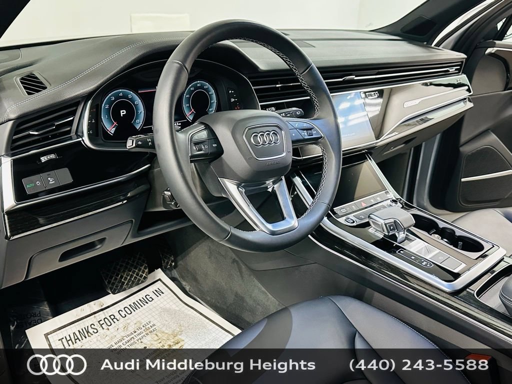 Certified 2025 Audi Q7 2.0T Premium w/ Convenience Plus Package AWD/4WD image 12
