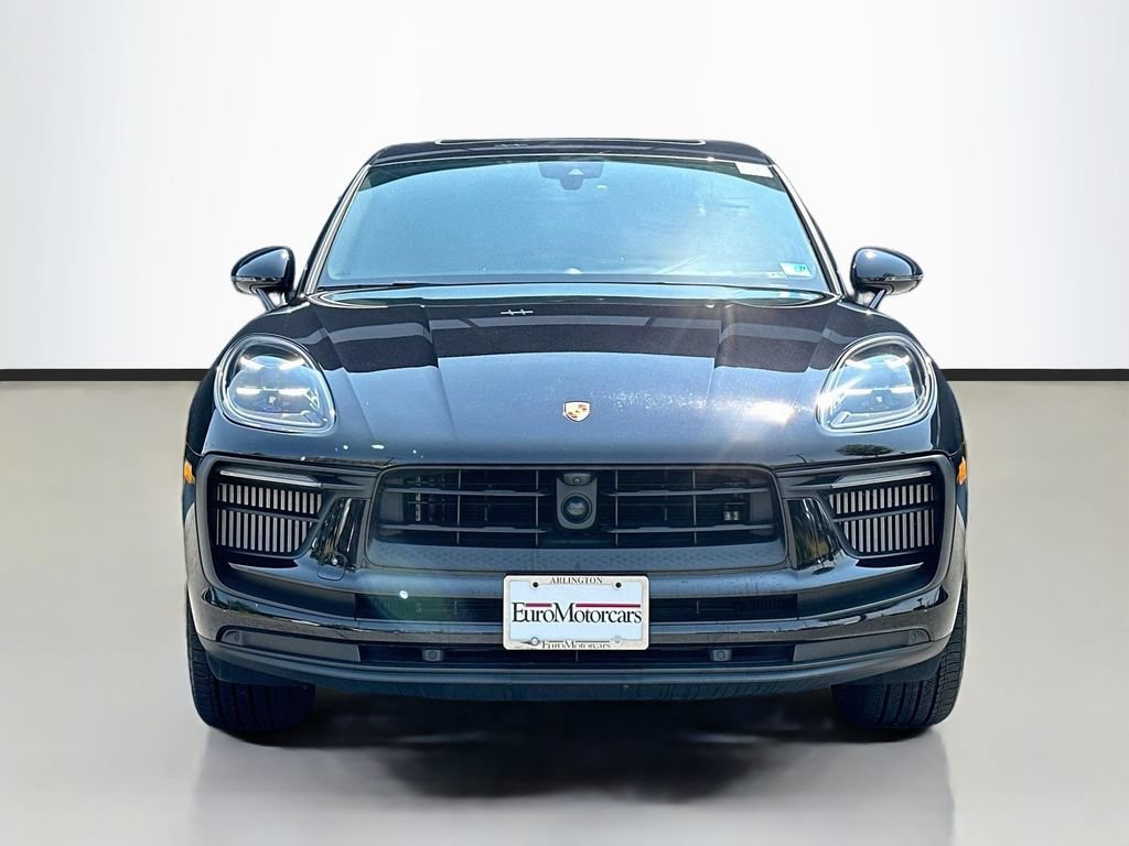 Certified 2023 Porsche Macan S AWD/4WD image 6
