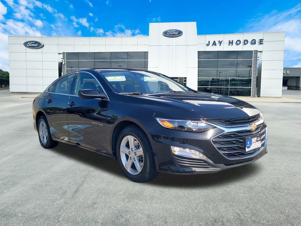 Used 2024 Chevrolet Malibu LT