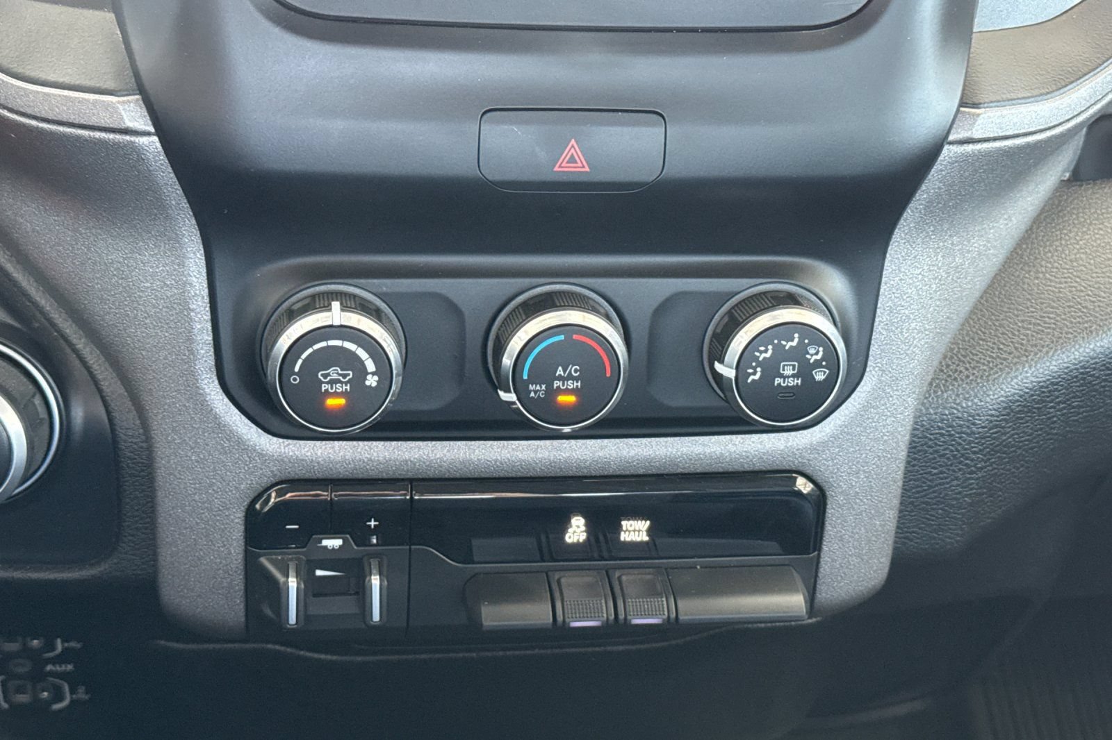 Used 2020 RAM 1500 Tradesman w/ Trailer Tow Group AWD/4WD image 30