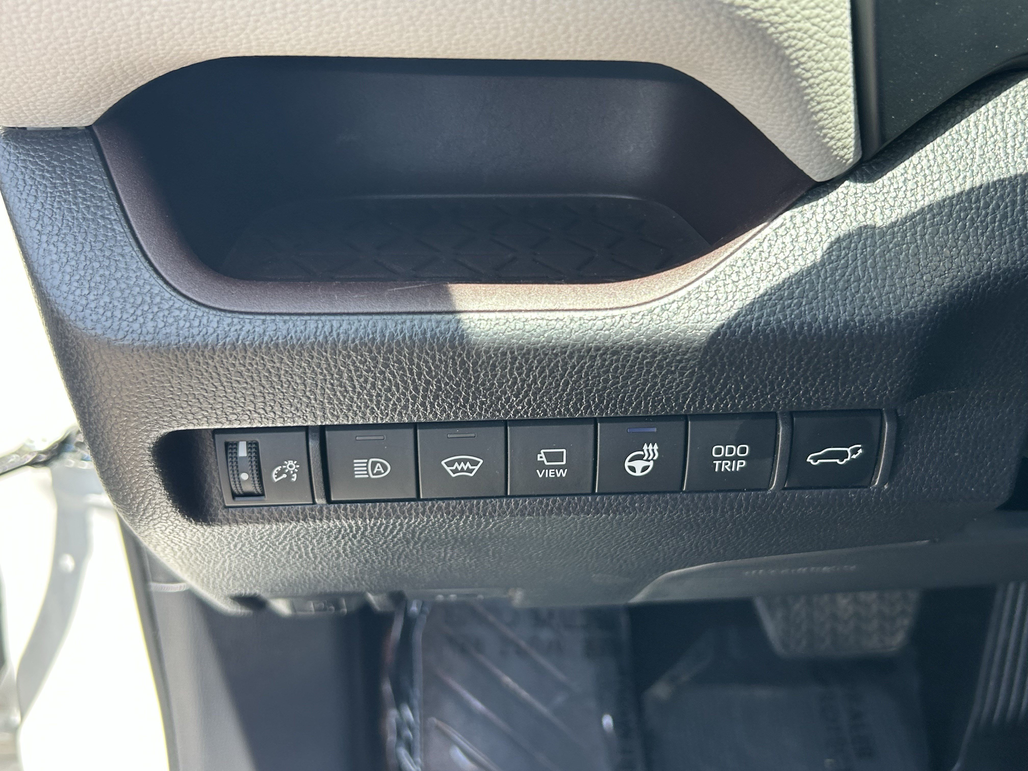 Used 2025 Toyota RAV4 Limited w/ Advanced Technology Package FWD image 34