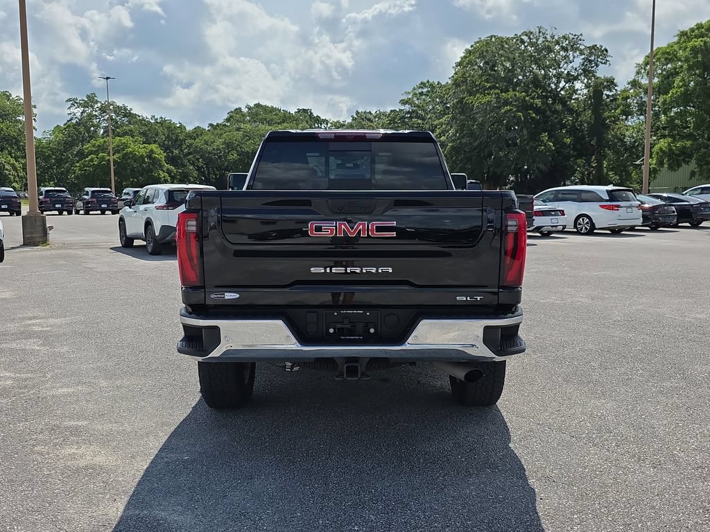 Used 2024 GMC Sierra 2500 SLT w/ SLT Premium Package AWD/4WD image 7