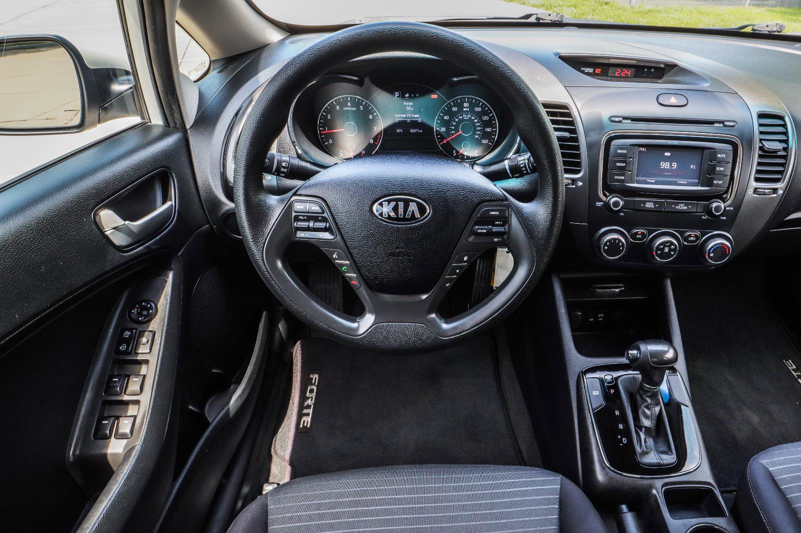 Used 2017 Kia Forte LX w/ LX Popular Package FWD image 20