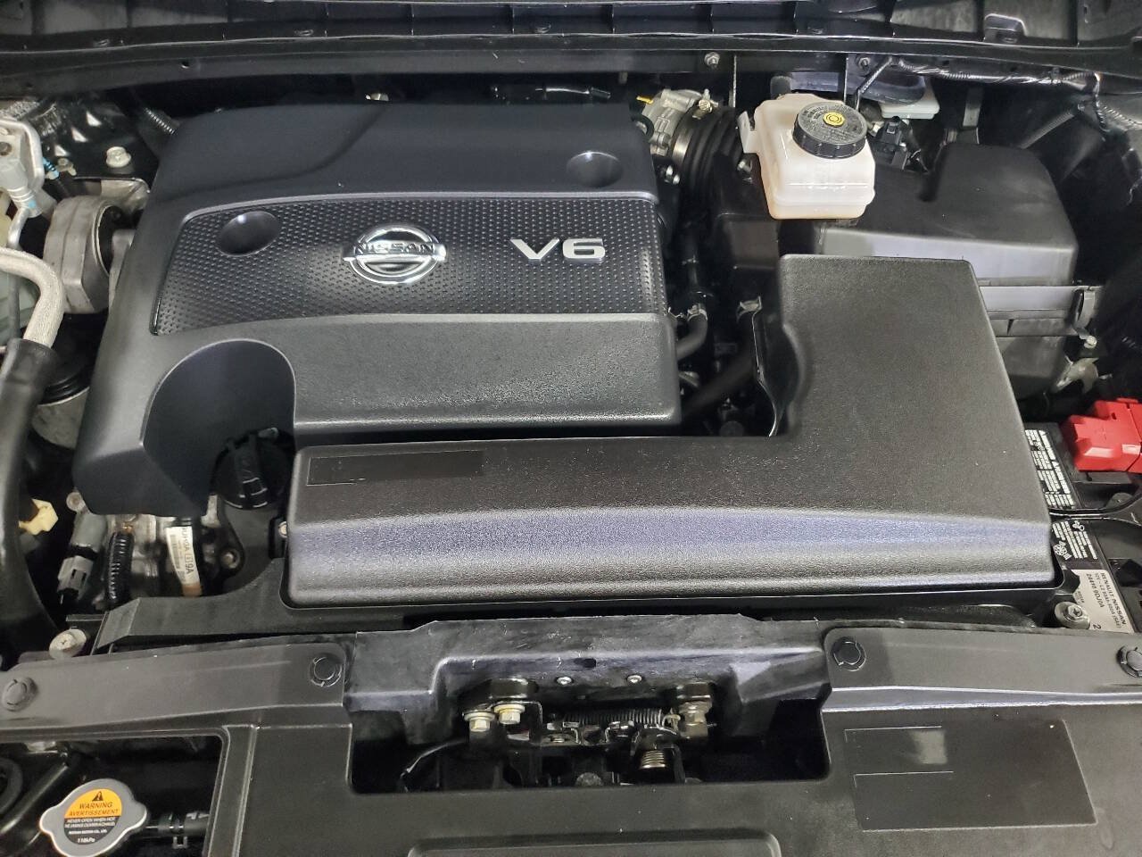 Used 2023 Nissan Murano SV AWD/4WD image 4