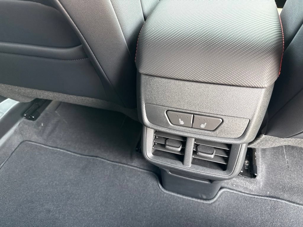 New 2027 Chevrolet Equinox RS w/ Safety and Technology Package AWD/4WD image 20
