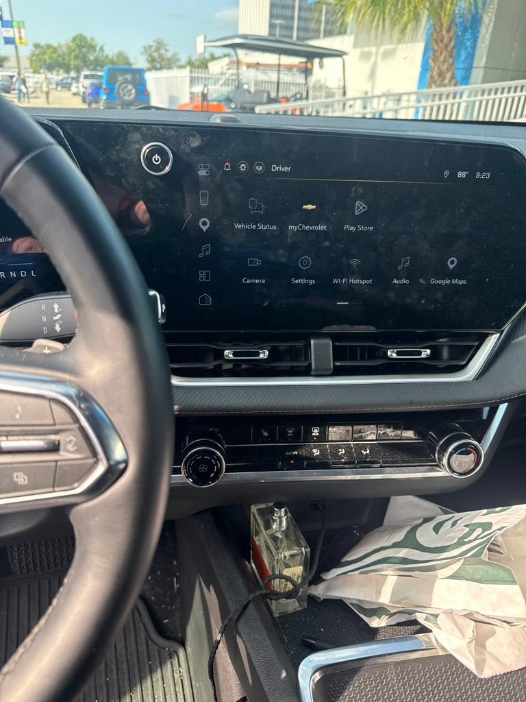 Used 2026 Chevrolet Equinox LT FWD image 14