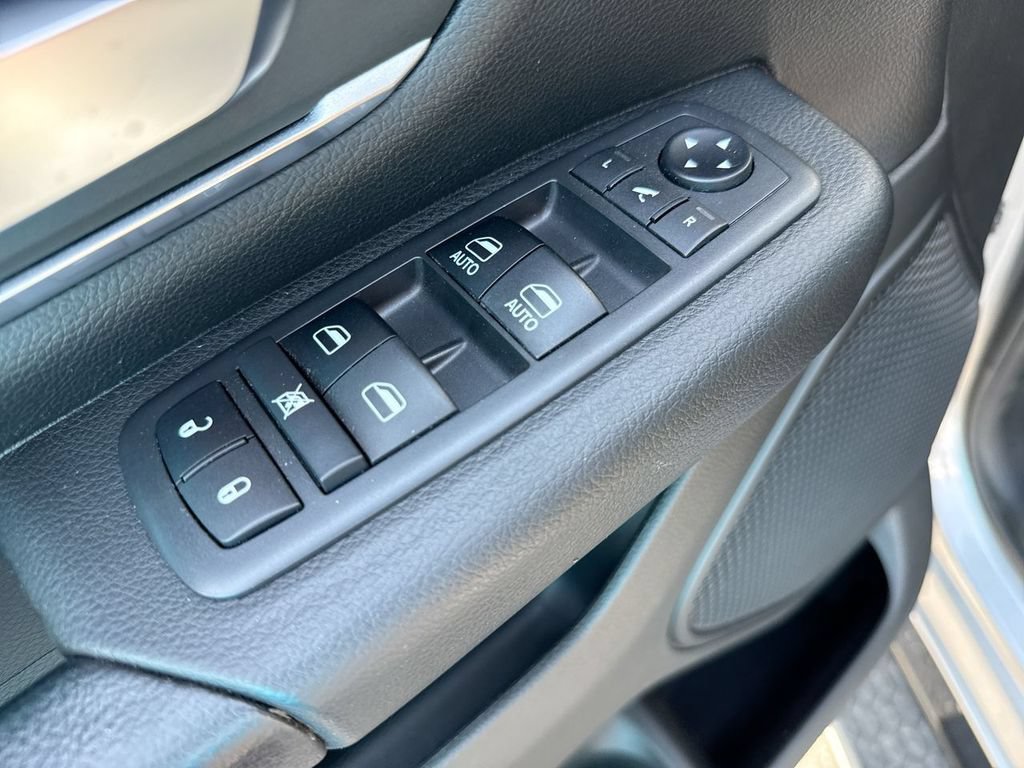 Used 2019 RAM 1500 Big Horn RWD image 13
