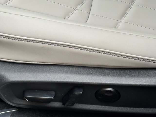 New 2026 Nissan Sentra SL w/ Floor Mat Package FWD image 33