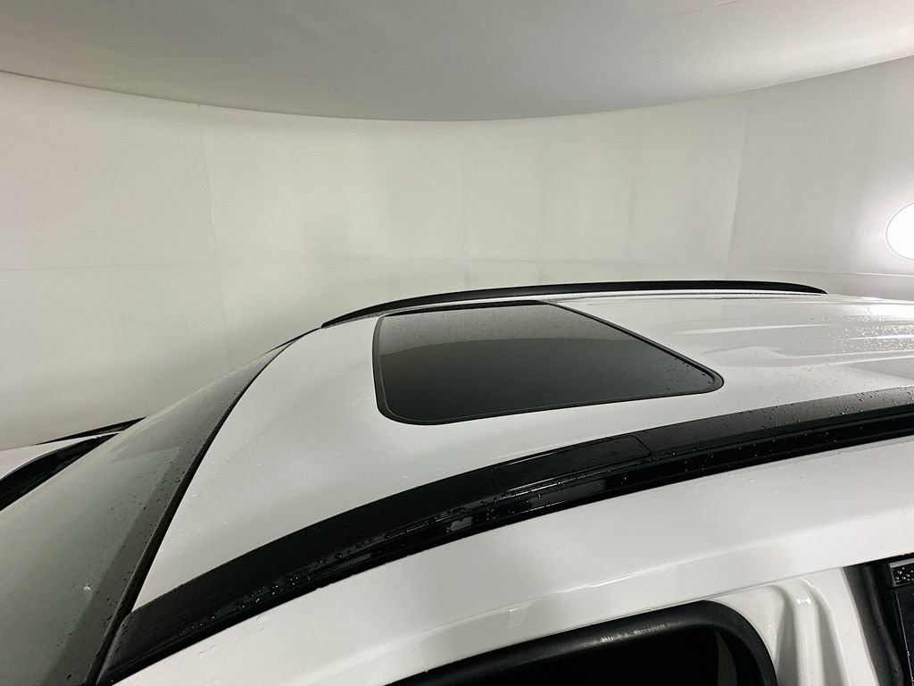 Used 2023 Toyota RAV4 XLE w/ Convenience Package image 31