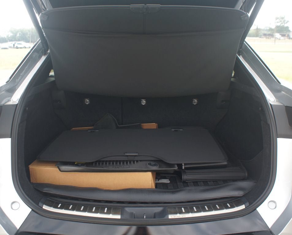 Used 2024 Lexus RZ 450e Premium w/ Accessory Package (2T) AWD/4WD image 18