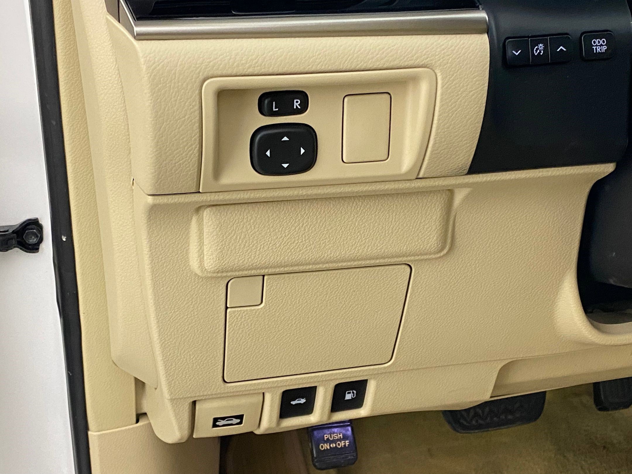 Used 2015 Lexus ES 350 image 19