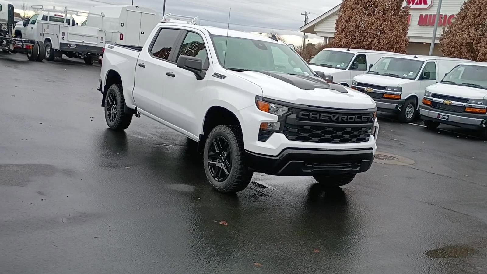 New 2026 Chevrolet Silverado 1500 Custom Trail Boss w/ Dark Appearance Package image 3