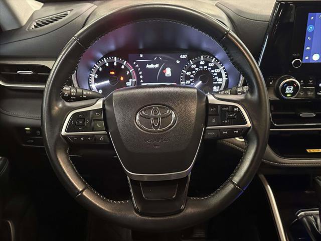 Used 2024 Toyota Highlander XLE image 13
