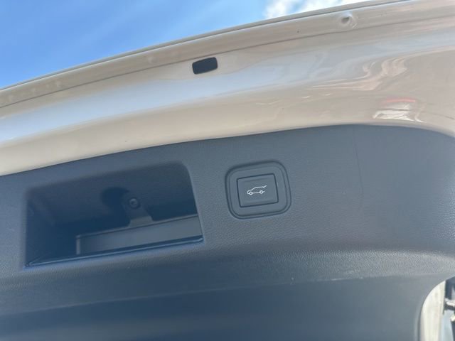 Used 2024 Chevrolet Blazer EV LT image 25