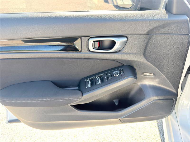 Used 2023 Honda Civic EX image 11