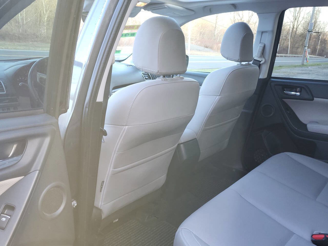 Used 2018 Subaru Forester 2.5i Limited image 17