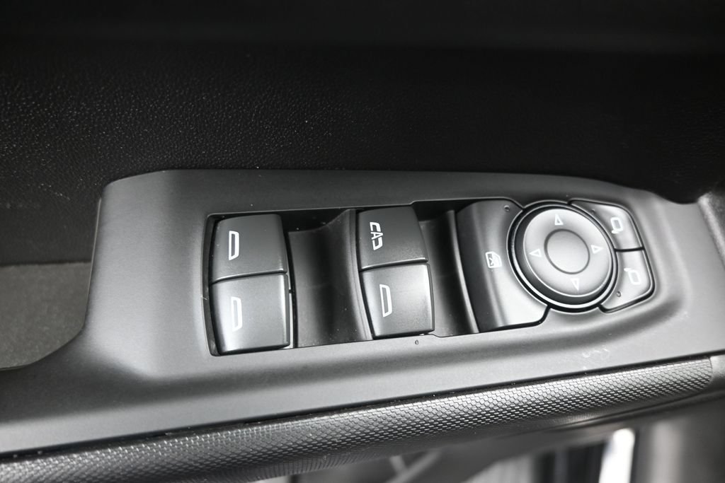 Used 2022 Chevrolet Silverado 1500 Custom RWD image 12