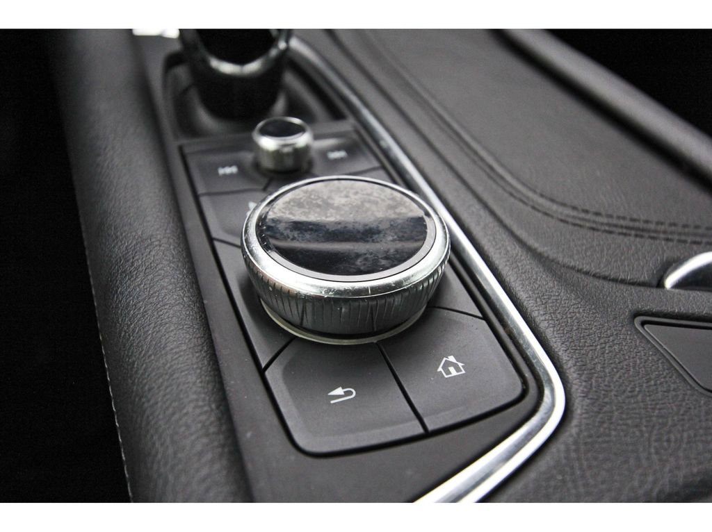 Used 2022 Cadillac XT5 Premium Luxury w/ Technology Package image 25