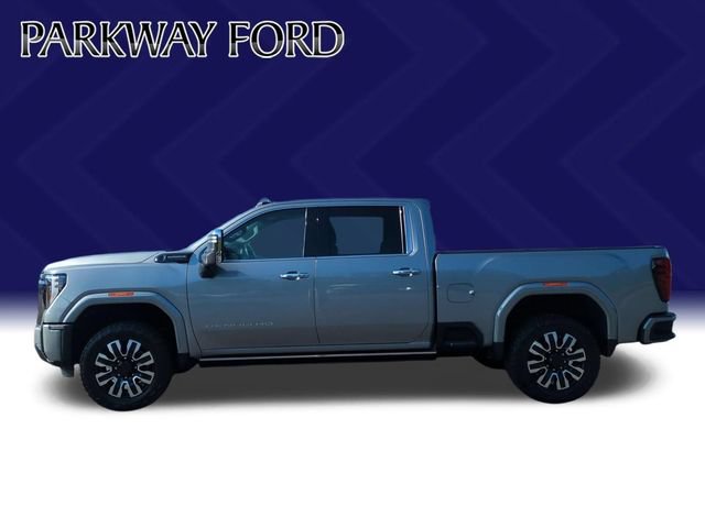 Used 2024 GMC Sierra 2500 Denali Ultimate AWD/4WD image 2