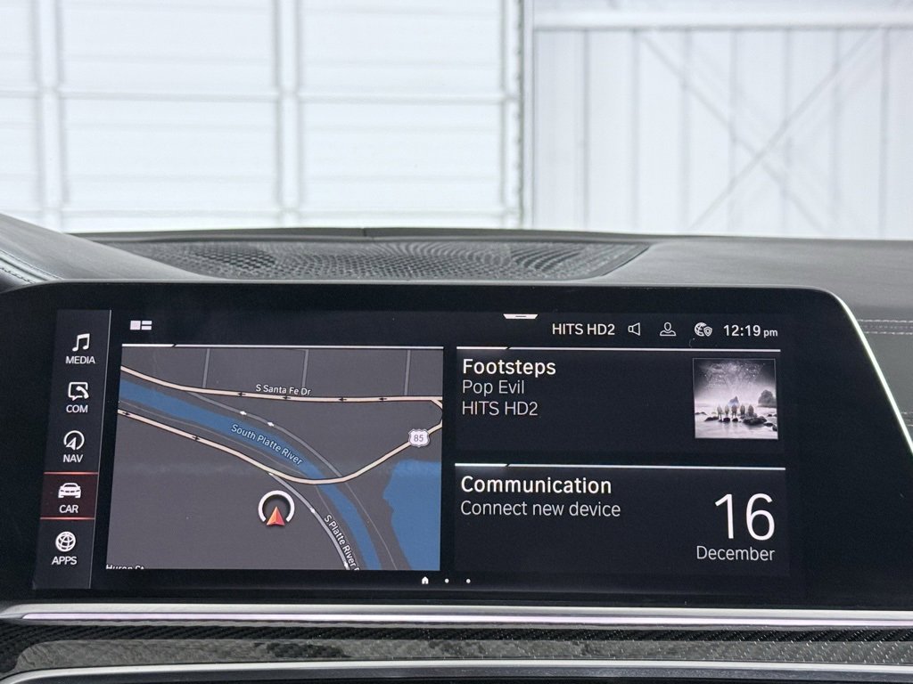 Used 2020 BMW X6 M50i w/ Executive Package image 32