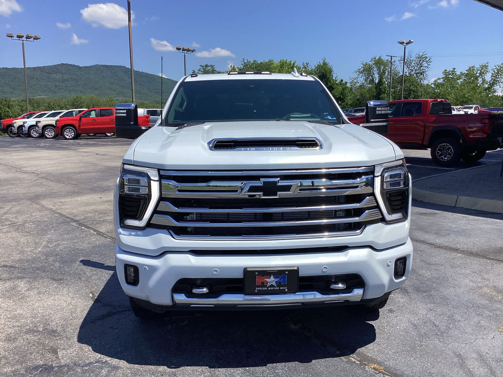 New 2026 Chevrolet Silverado 3500 High Country w/ Technology Package AWD/4WD image 2