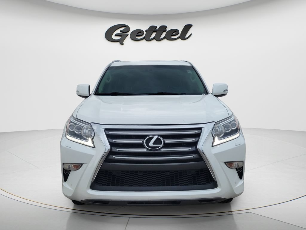Used 2018 Lexus GX 460 Premium w/ Premium Package AWD/4WD image 2