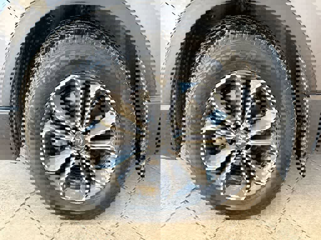 Used 2022 Honda CR-V EX image 15