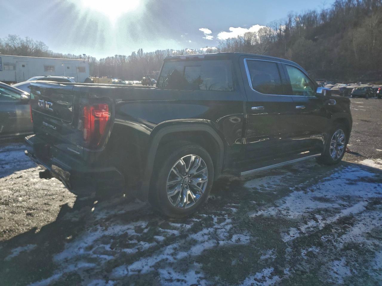 Used 2023 GMC Sierra 1500 Denali AWD/4WD image 4