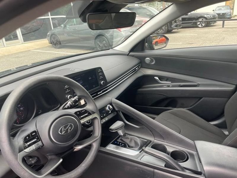 Used 2023 Hyundai Elantra SEL FWD image 23
