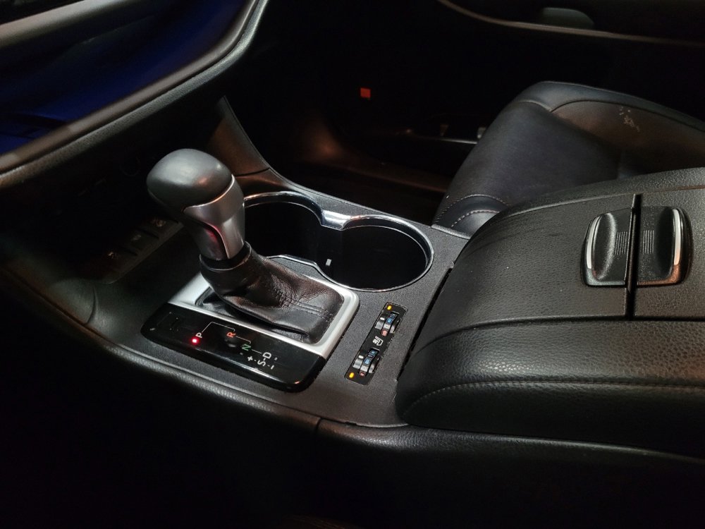 Used 2019 Toyota Highlander Limited Platinum w/ Carpet Mat Package (TMS) image 26