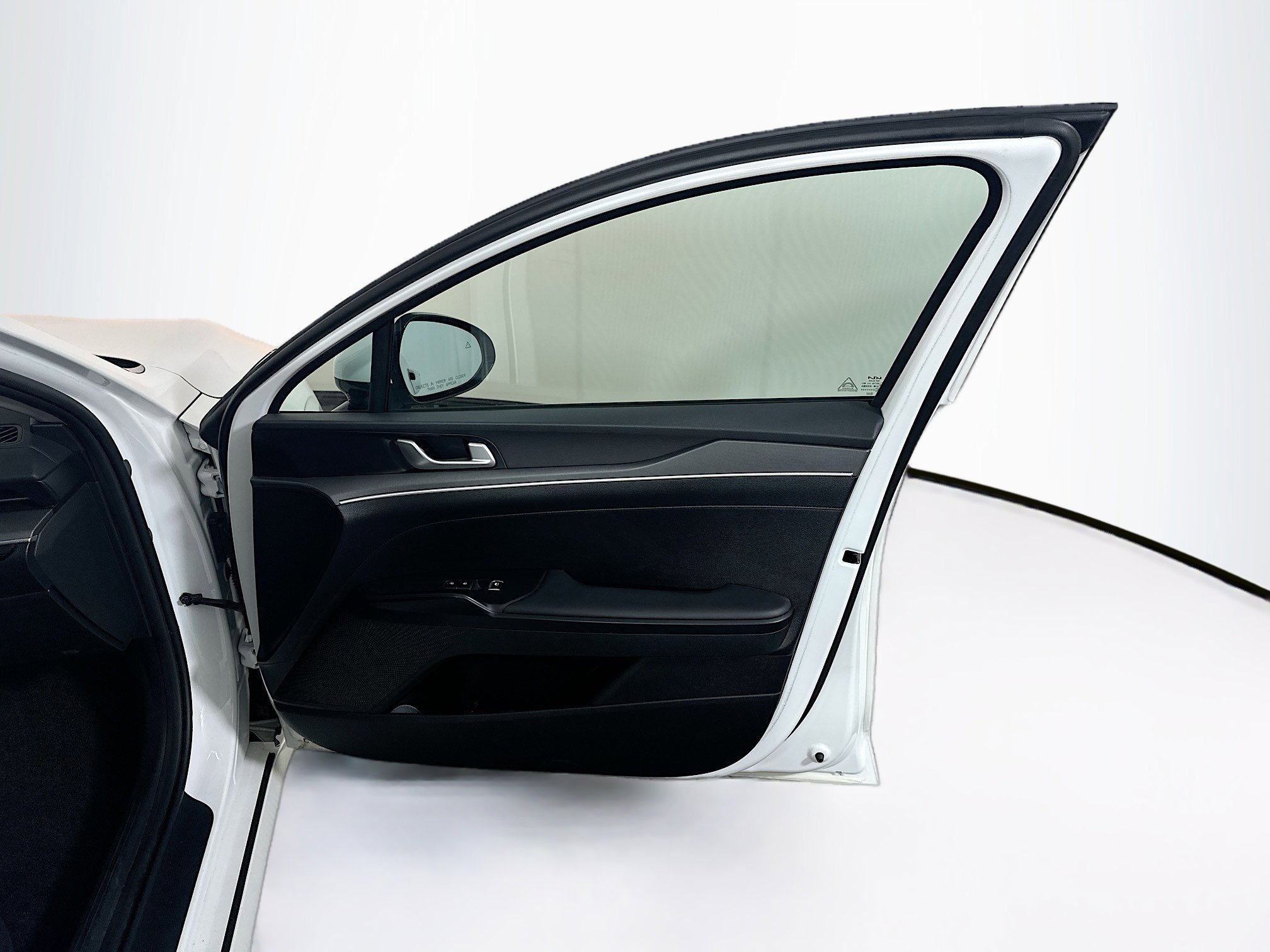 Used 2025 Kia K5 LXS image 32