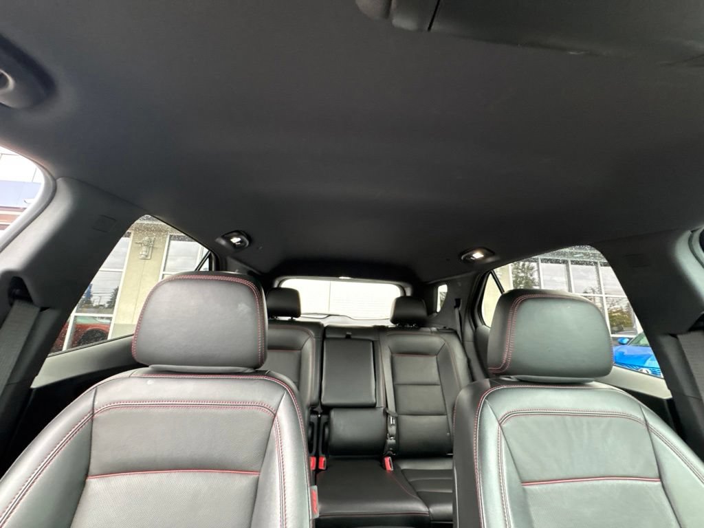 Used 2023 Chevrolet Equinox RS w/ RS Leather Package AWD/4WD image 29