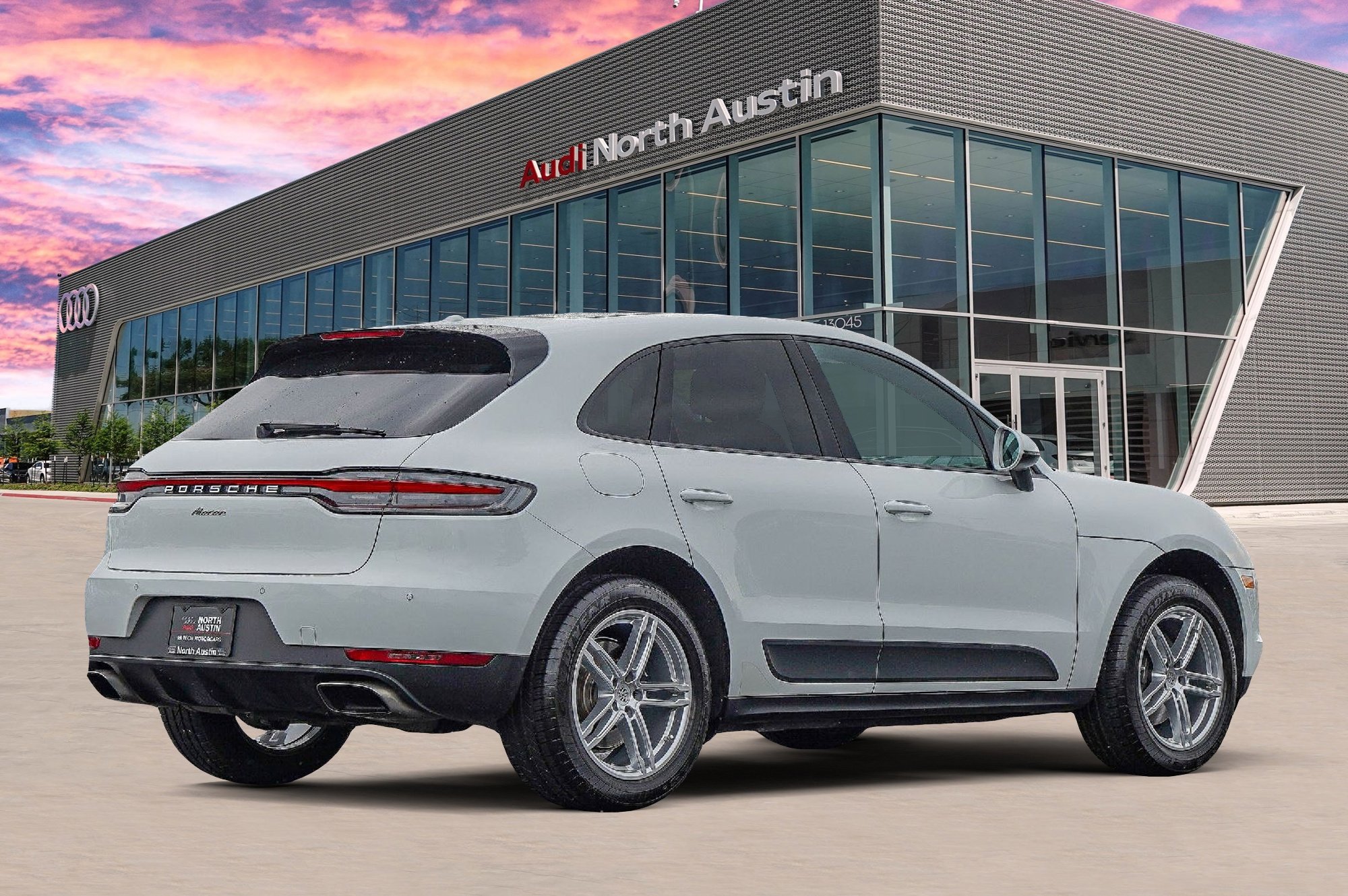 Used 2020 Porsche Macan image 4
