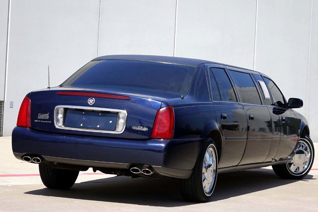 Used 2001 Cadillac De Ville Limousine FWD image 5