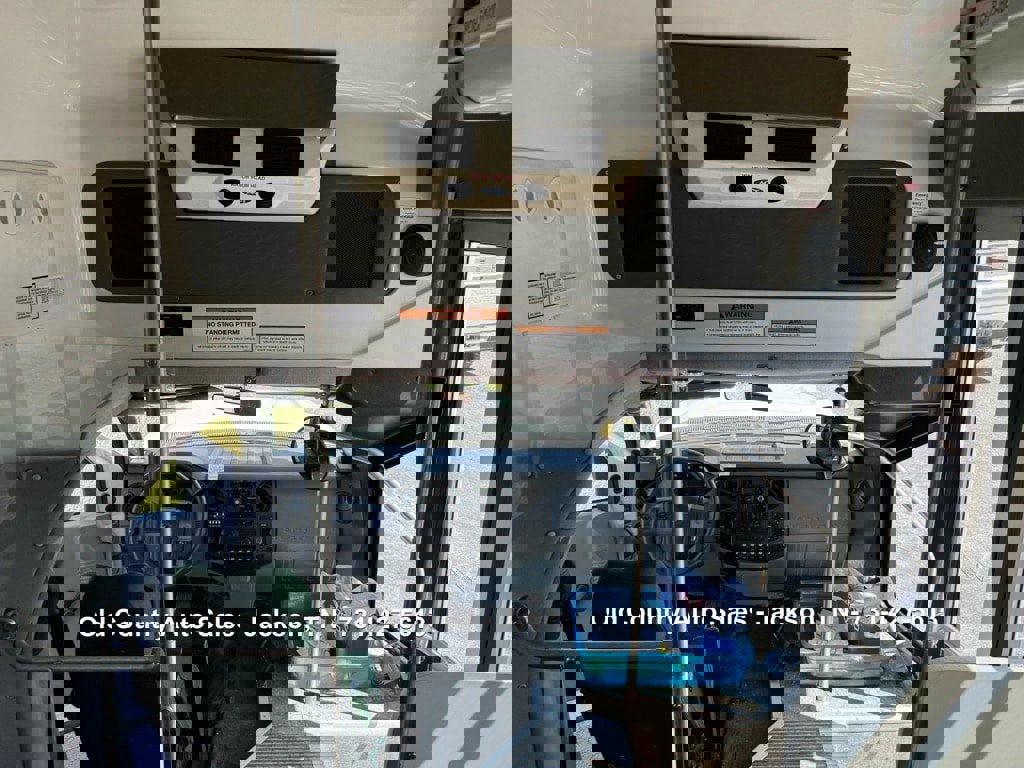 Used 2012 Ford F550 2WD Regular Cab Super Duty w/ Payload Upgrade Pkg image 38