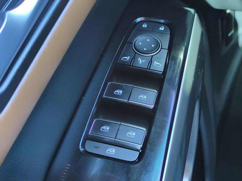 Certified 2022 Nissan Pathfinder Platinum w/ Cargo Package image 26