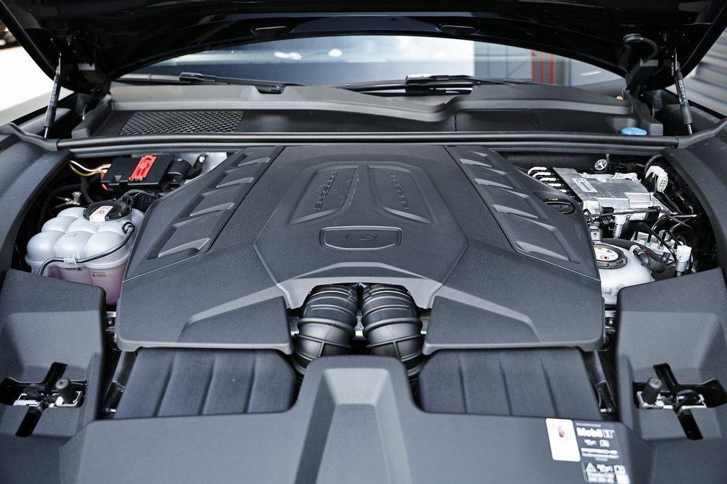 New 2026 Porsche Cayenne Turbo image 33