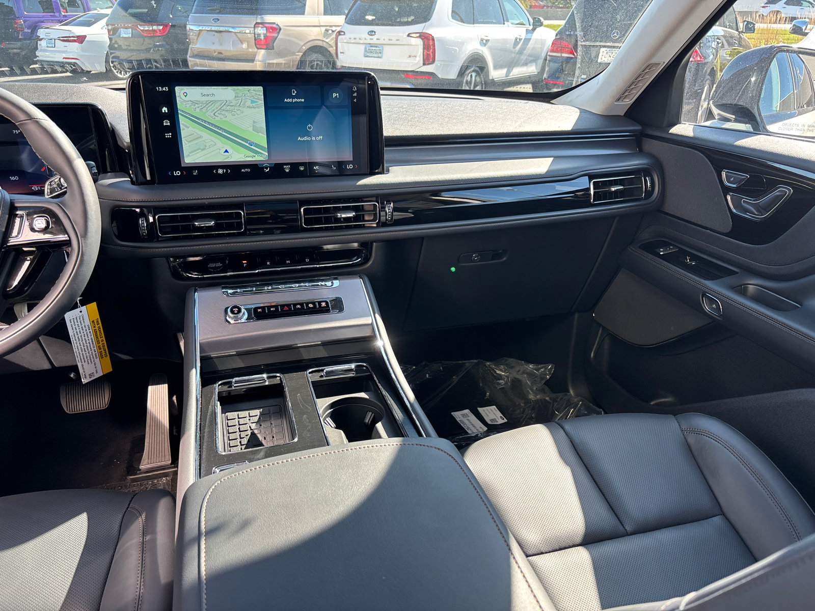 New 2027 Lincoln Aviator AWD w/ Jet Appearance Package image 28
