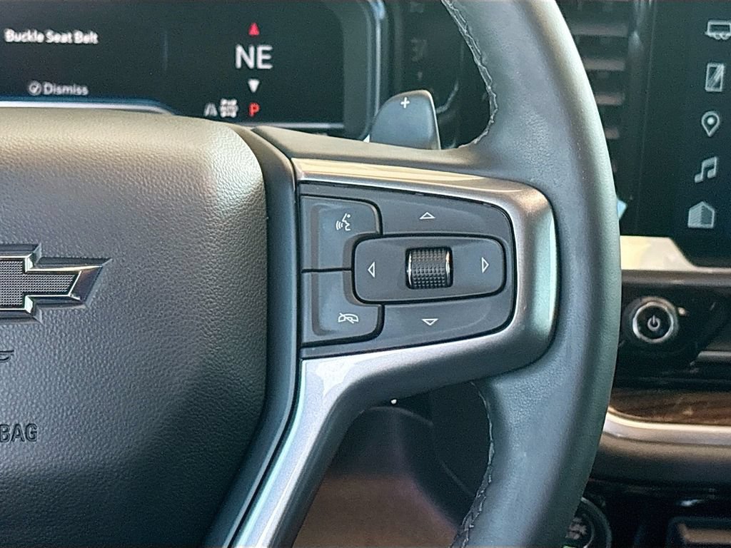 Used 2025 Chevrolet Silverado 1500 LT Trail Boss w/ Convenience Package II AWD/4WD image 12
