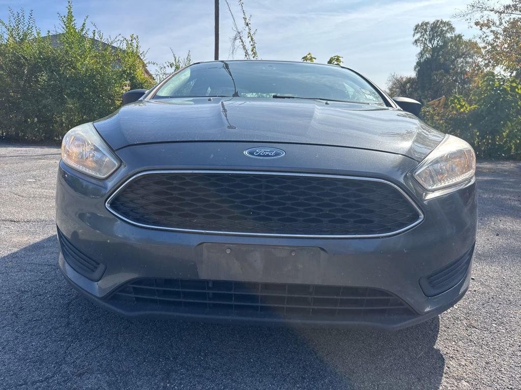 Used 2017 Ford Focus S image 2